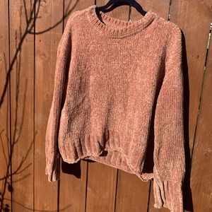Pink chenille sweater! 🌸